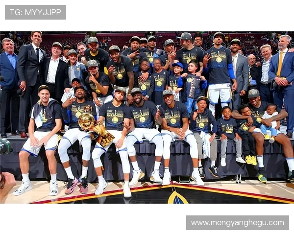 四年三冠成就辉煌A史密斯呼吁NBA球队考虑哈蒙执教机会