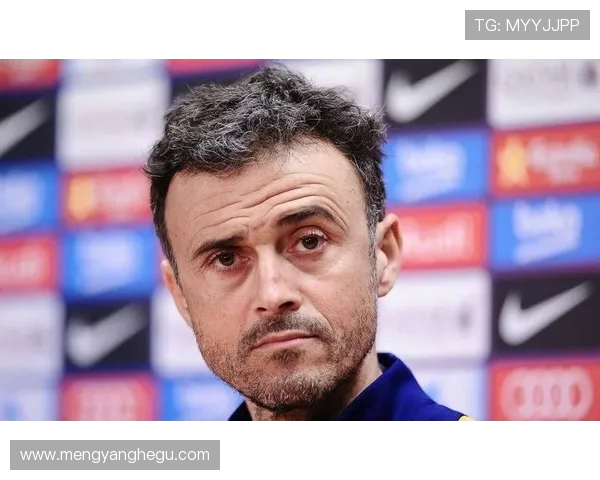 恩里克因伤病潮调整战术多名球员尝试伪九号位新角色